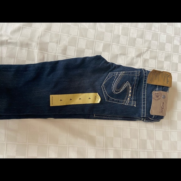 Silver Jeans Other - Girls Silver jeans sz 4 New with tags